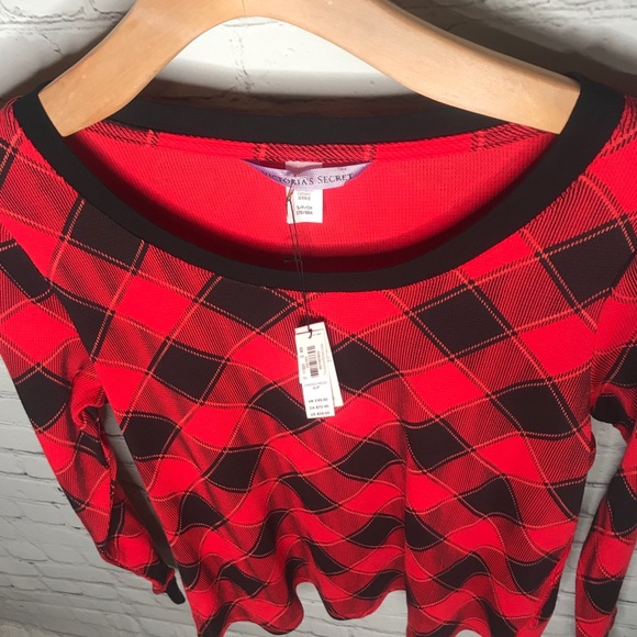 SOLD Victoria’s Secret Long sleeve top - Picture 6 of 6